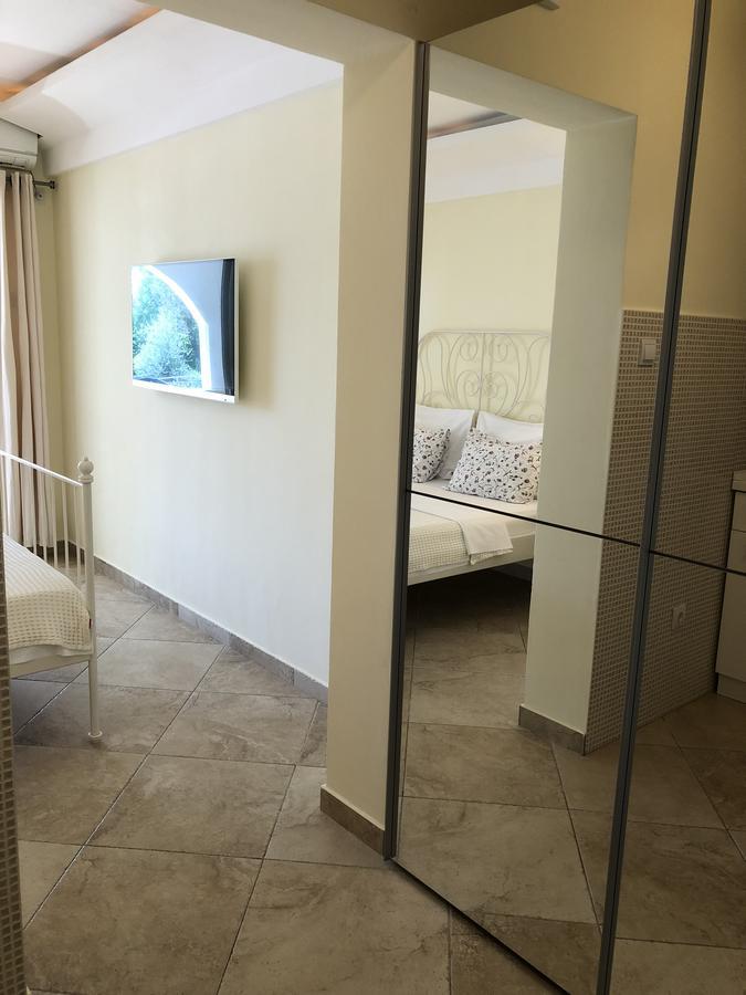 Guest House Sea Breeze Sveti Stefan Exterior foto